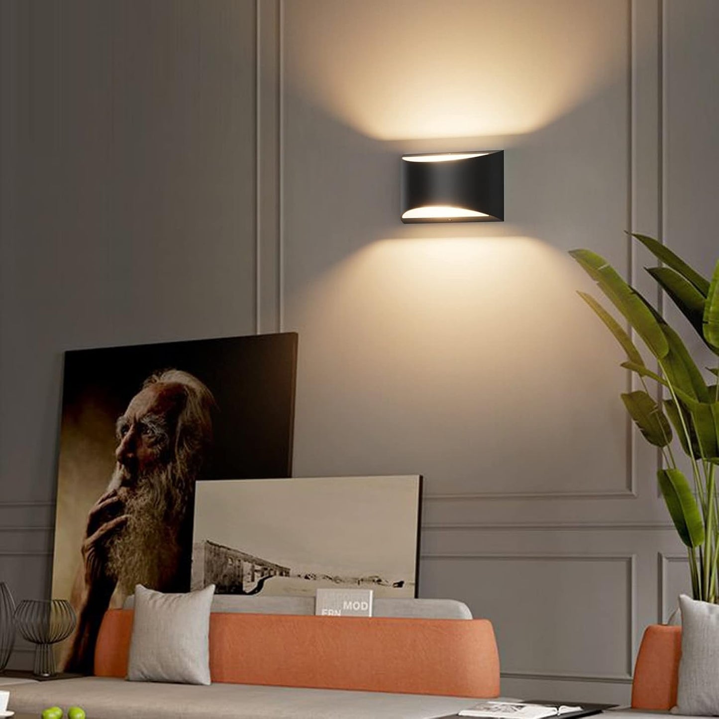 Elegant Black LED Wall Light